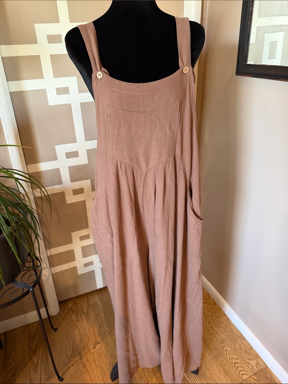 Relaxed Boho Wide-Leg Linen Jumpsuit/Overalls in Taupe, size Medium